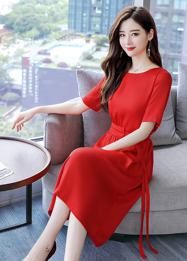 Đầm Xòe Rút Eo Kèm Khoen