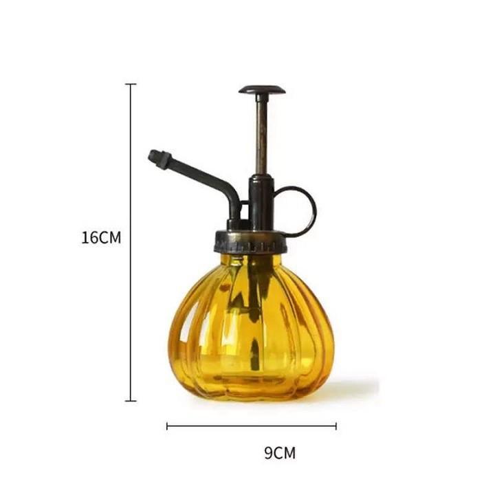 Bình tưới cây có vòi xịt