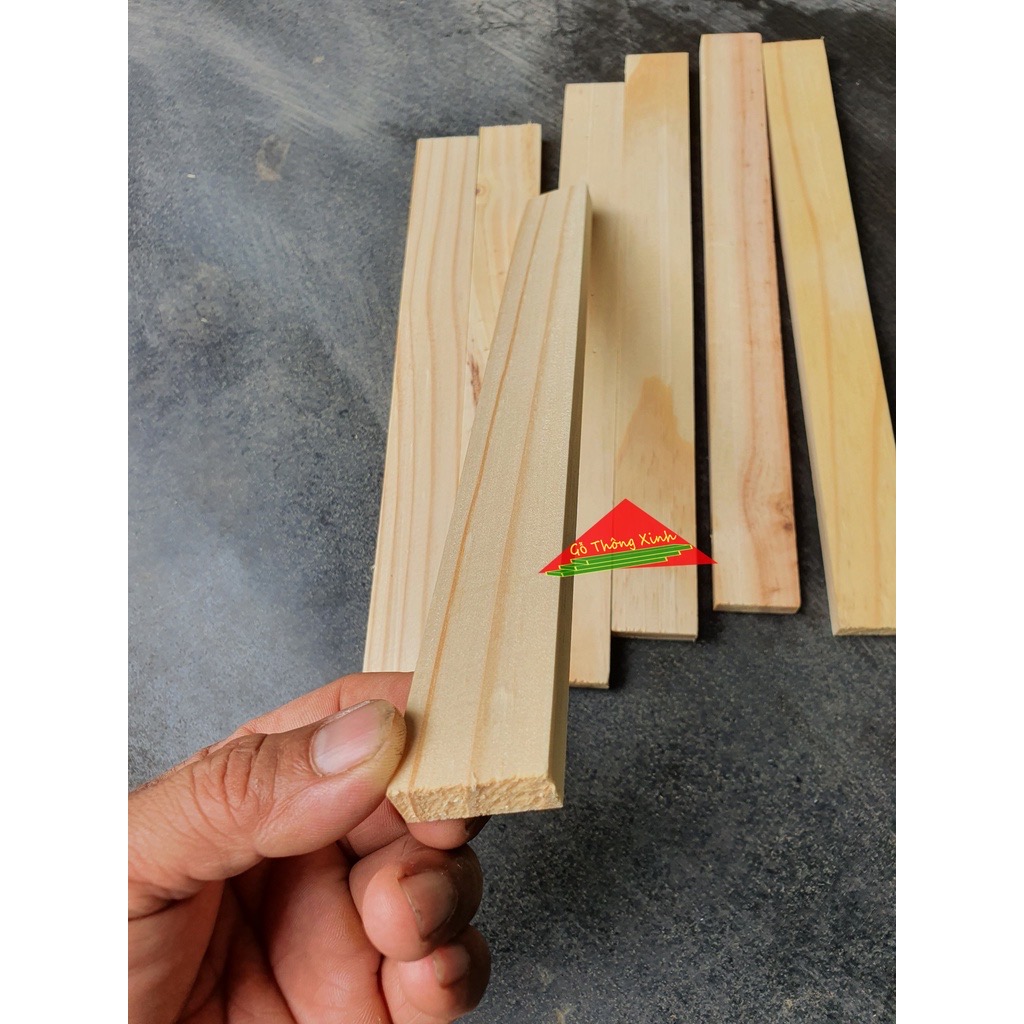 Thanh gỗ thông dày 1cm,rộng 3cm,dài 30cm dùng làm nẹp chỉ, làm thùng gỗ decord, đóng chuồng thú cưng, DIY
