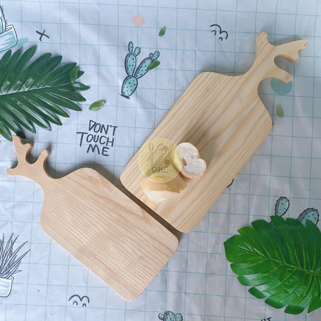 Thớt gỗ Tần Bì nguyên khối hình chữ nhật có tay cầm cành cây hàng đẹp đựng đồ ăn ,Decor trưng bày, chụp hình sản phẩm