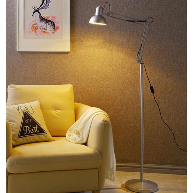 Đèn cây đứng cao 2m kiểu dáng Pixar chuẩn loại 1 - Kèm bóng LED cao cấp