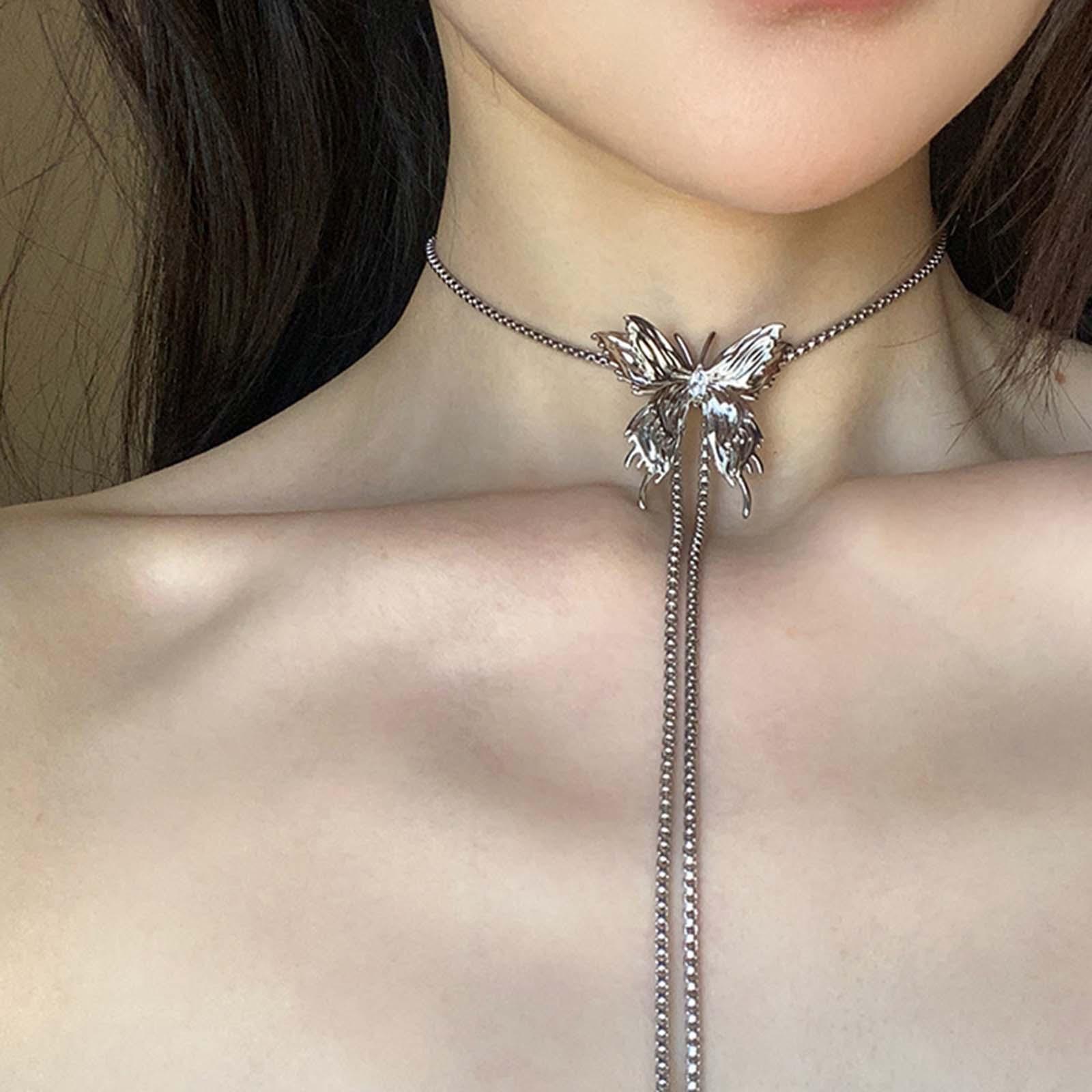 Butterfly Pendant Sweater Chain Individuality Irregular Hiphop Jewelry Fashion Elegant Sweater Necklace Butterfly Chain for Women Girls Gift