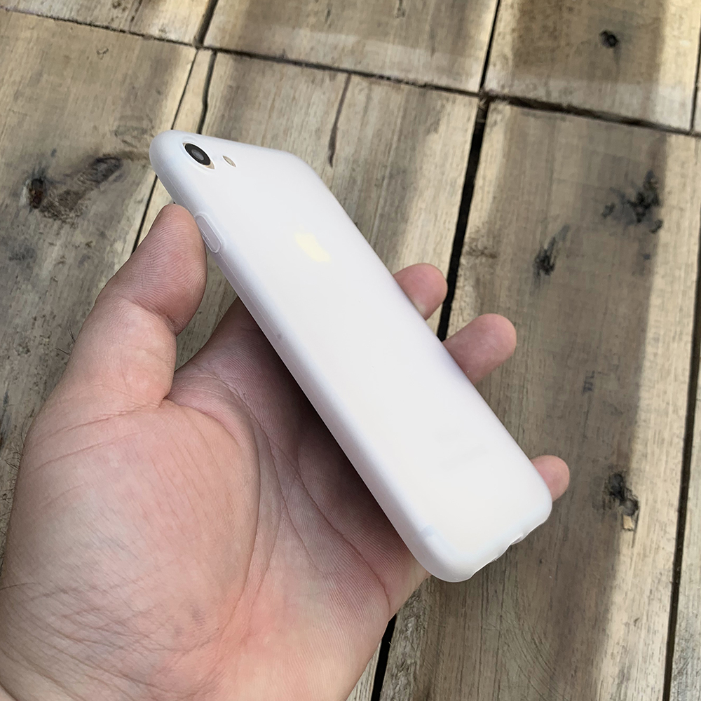 Ốp lưng dẻo trong sần nhám dành cho iPhone 7 / iPhone 8