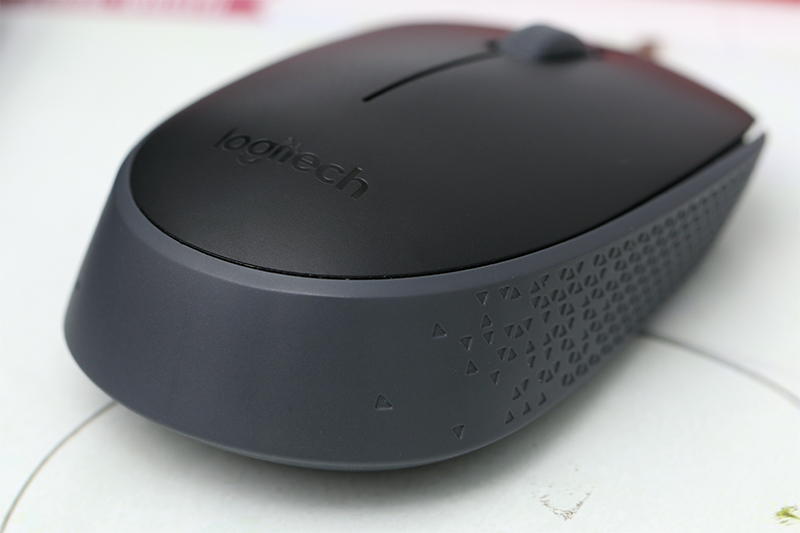 Chuột Không Dây Logitech M170 (Đen) - Hàng Chính Hãng