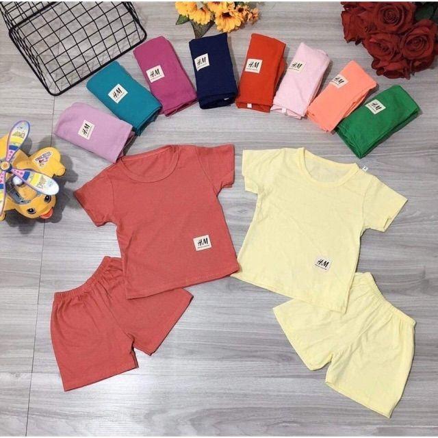 Bộ cộc tay cho bé chất cotton co giãn cực mát