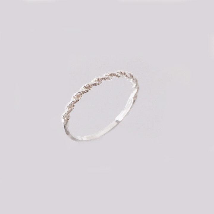 Nhẫn nữ bạc thân nhỏ xinh phong cách styl trang sức Bạc Quang Thản – QTNU84.