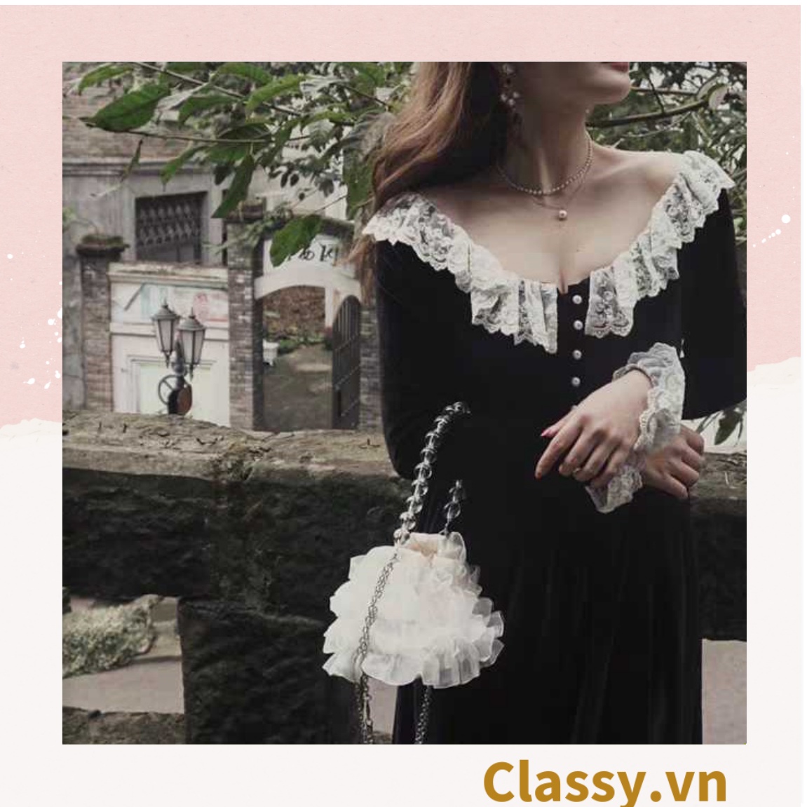 Túi quà tặng Classy, túi giấy quai xách in hình trái tim 28X20X9cm Q1832