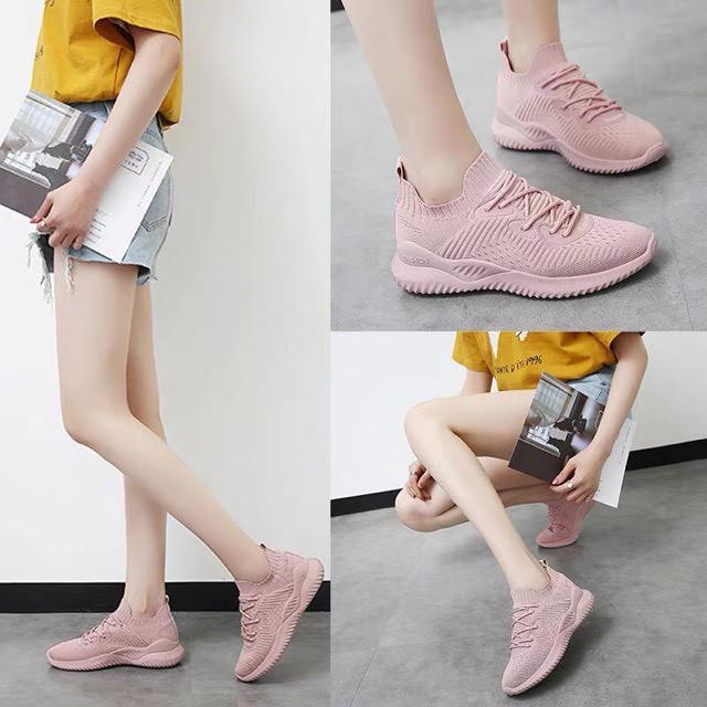 Giầy thể thao nữ đế dẻo giun