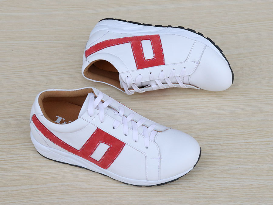 Giày Cao Nam Siêu Nhẹ T&TRA Tăng Cao 8Cm- T22 Trắng- Chất Liệu Da Bò Cao Cấp, Đế và Lót Tăng Cao Chất Liệu EVA Siêu Nhẹ, Trọng Lượng Nhẹ Hơn 30% So Với Đế Cao Su