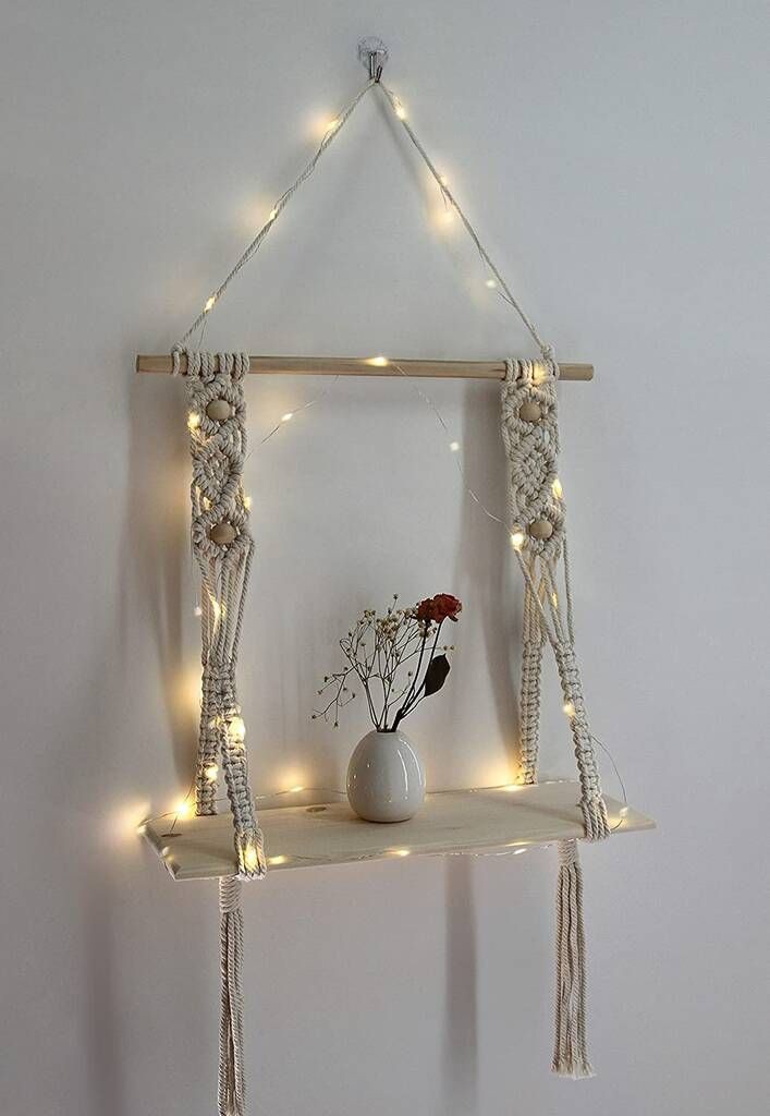 Kệ gỗ trang trí dây treo tường tết macrame phối đèn led