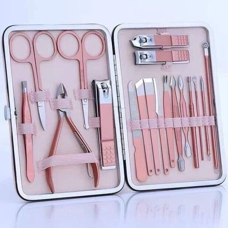 DỤNG CỤ LÀM NAIL - BỘ CẮT TỈA MÓNG TAY, CHÂN 18 MÓN GỒM BẤM MÓNG, KÌM CẮT, KÉO, NHÍP, NGOÁY TAI,... BẰNG THÉP KHÔNG GỈ