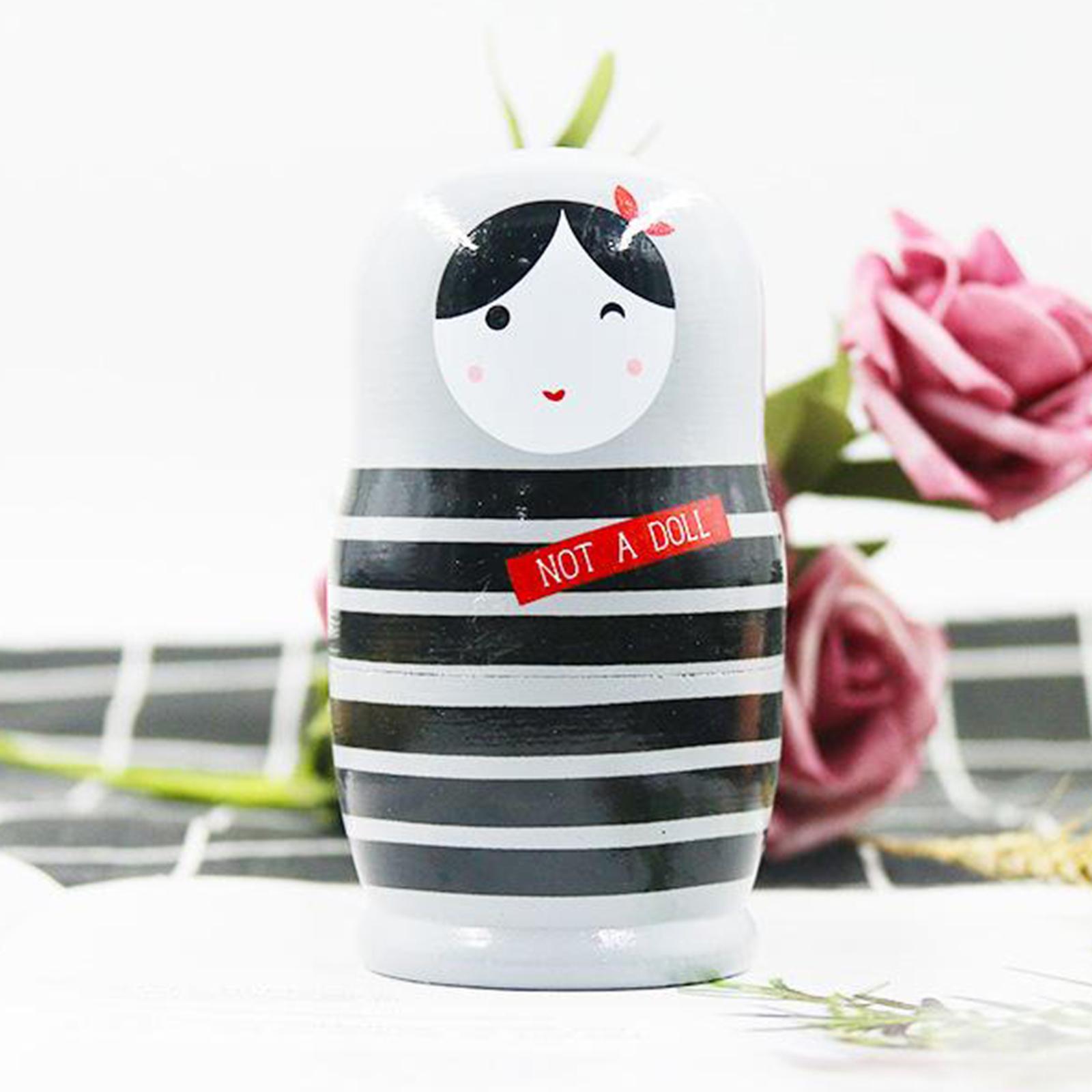 Cute Set of 5Pcs Wooden Nesting Dolls Matryoshka Christmas Russian Toy Girl