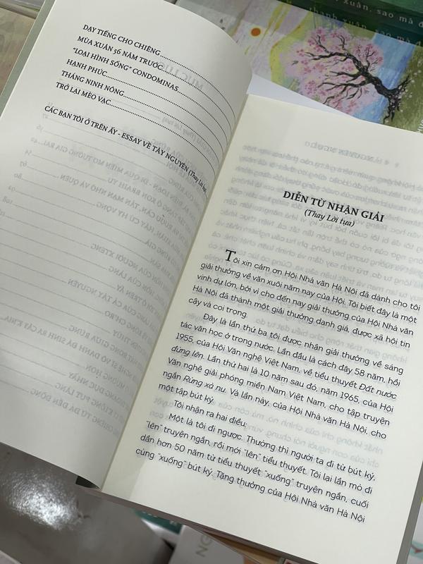 Sách - Các bạn tôi ở trên ấy (Nguyên Ngọc) (Nhã Nam HCM)