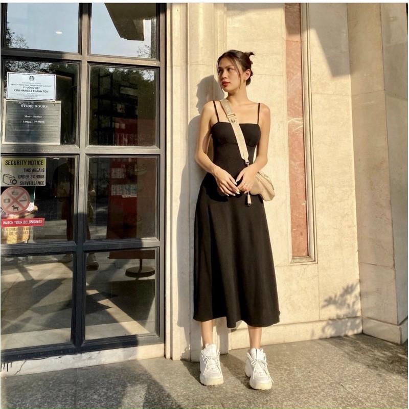 ĐẦM MAXI 2 DÂY ĐEN XOÈ