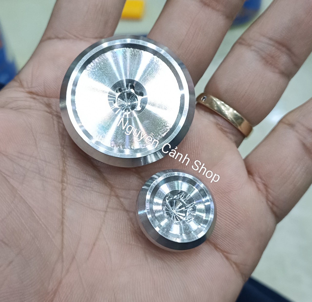 Ốc mâm lửa Wave Dream inox 304 sáng lấp lánh