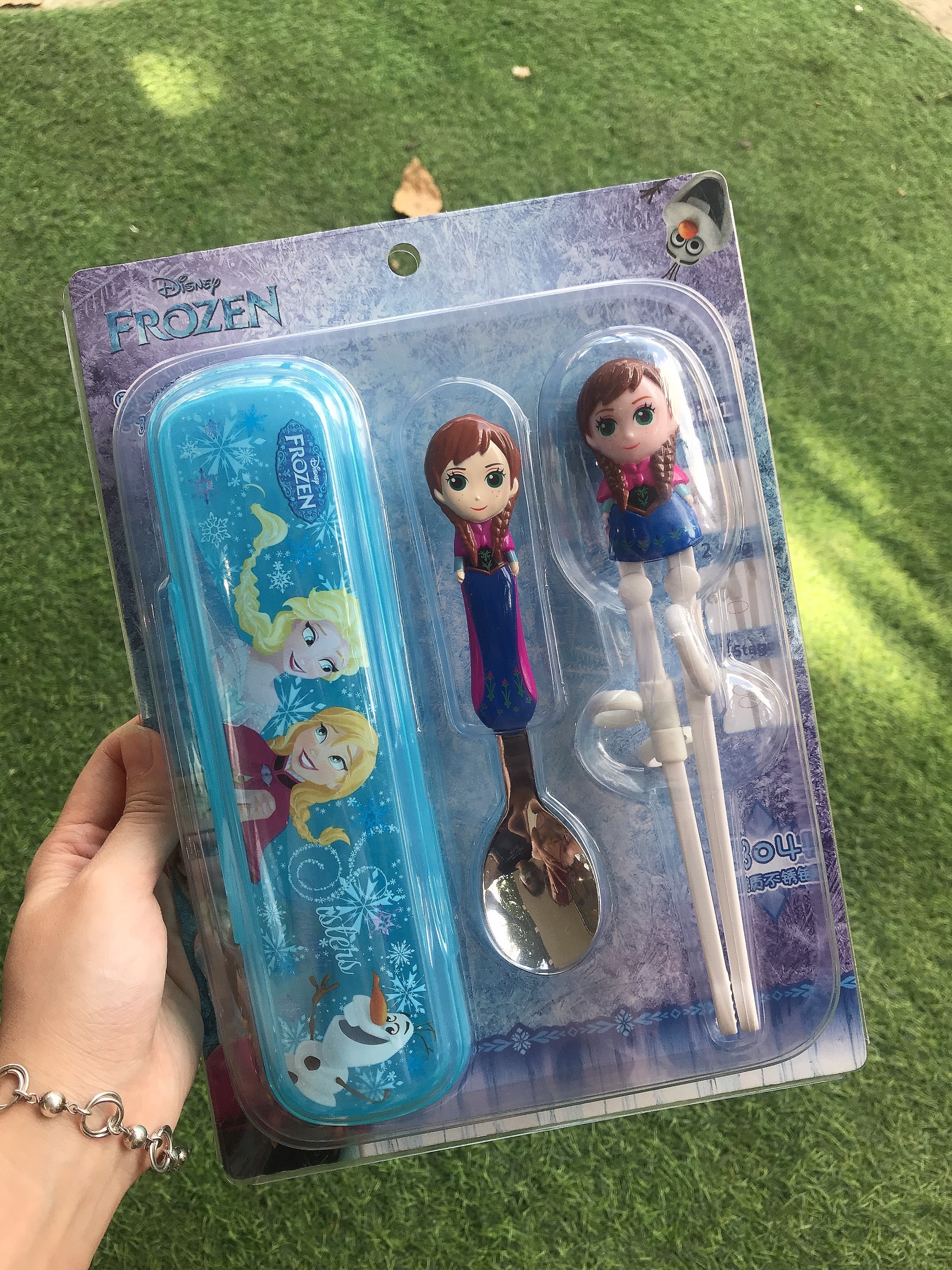 Set muỗng, đũa tập ăn kèm hộp đựng hình công chúa Anna Frozen 3D siêu xinh cho bé gái - PDP2190