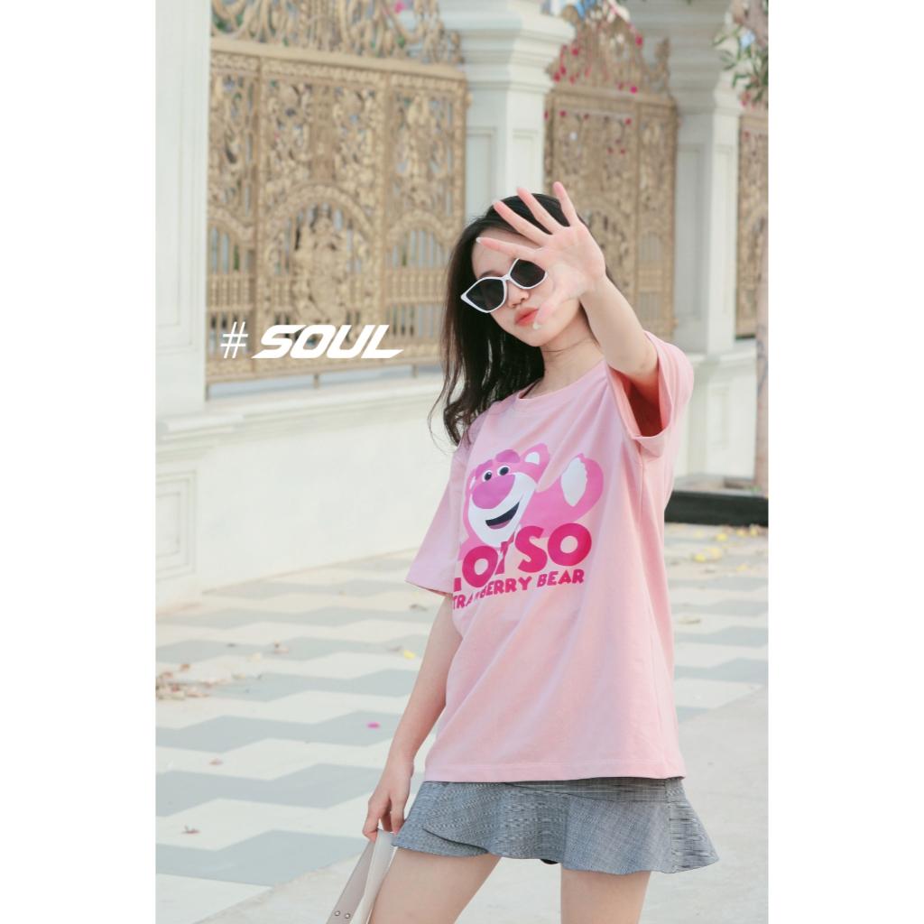 Áo thun Hàn tông màu pastel in hình gấu dâu Soul Lotso say hi verson 2, Áo phông unisex nam nữ oversized tay lỡ form rộn