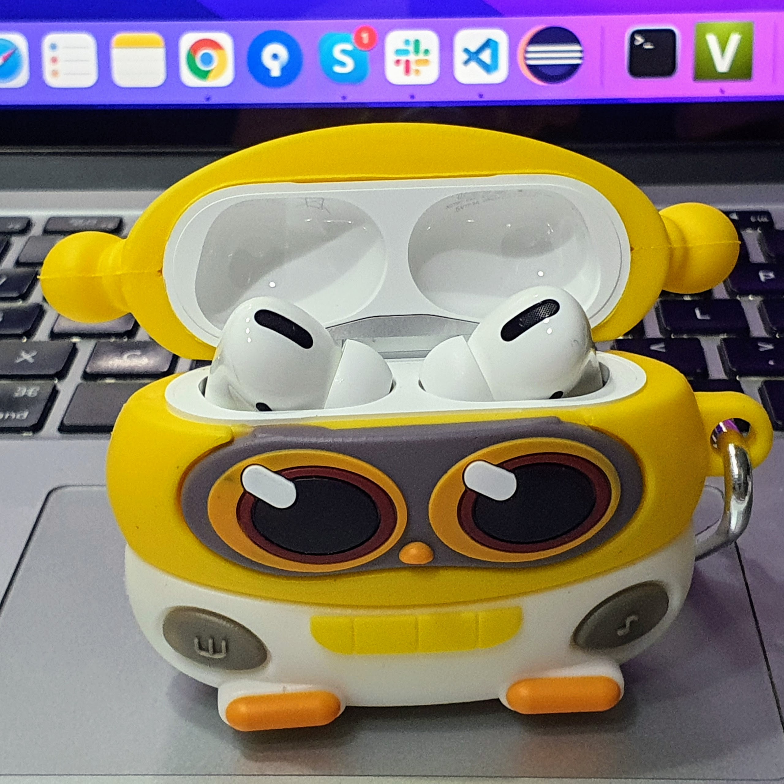 Case Ốp Dành Cho Airpods Pro - Robot Luka