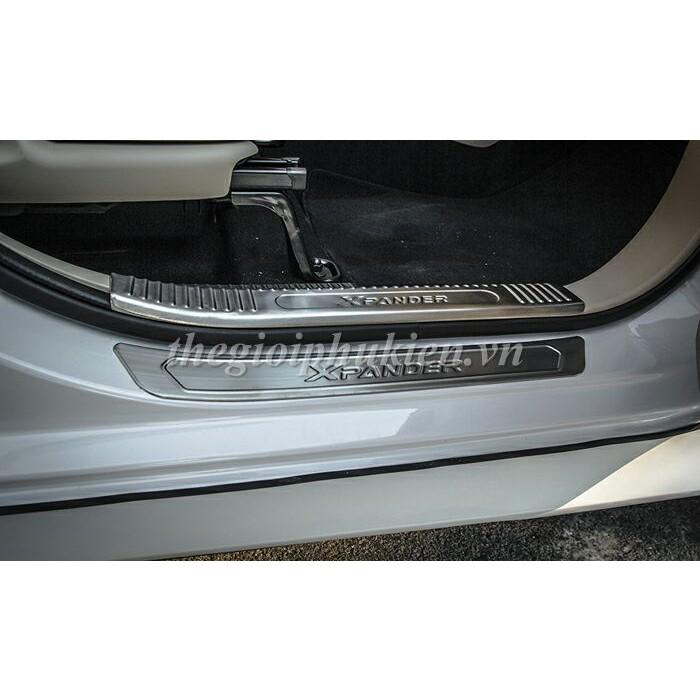 Bộ Ốp bậc cửa, Nẹp bước chân Mitsubishi Xpander – Mẫu INOX