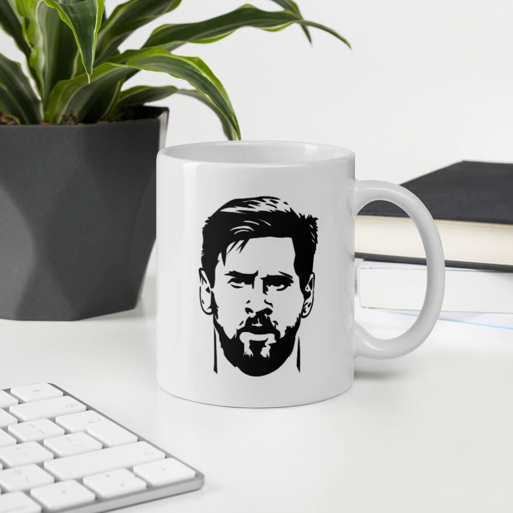 Cốc sứ hình vẽ Messi trắng đen