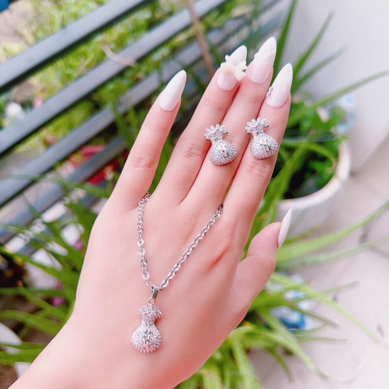 Dây chuyền bông tai hoạ tiết túi tiền tài lộc Kami