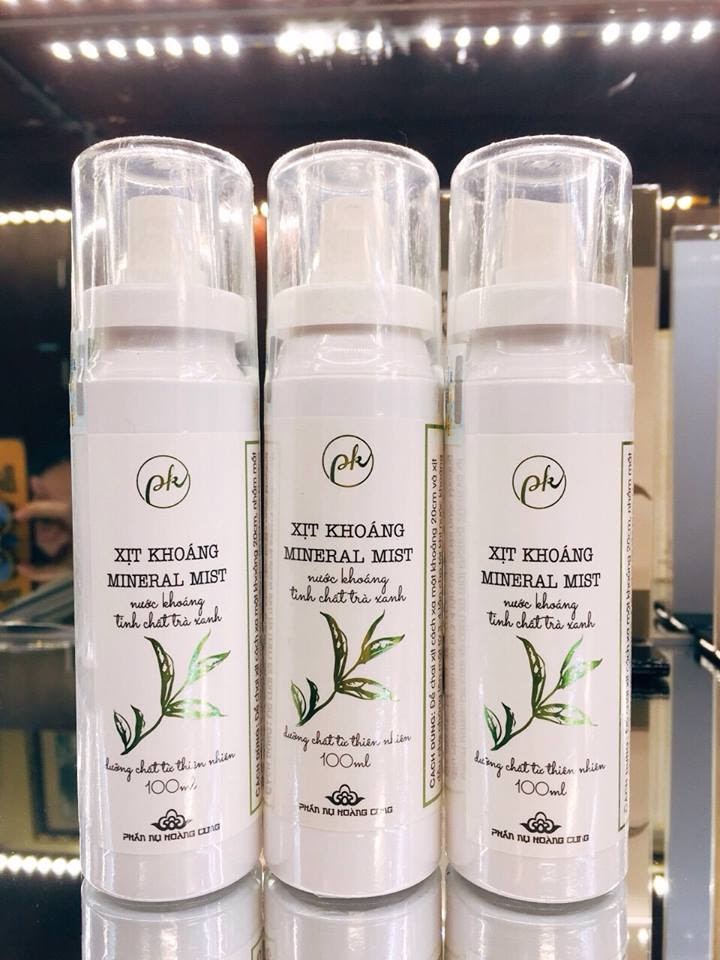 Xịt Khoáng Dưỡng Ẩm, Dịu Da Từ Trà Xanh Green Tea Mineral Mist