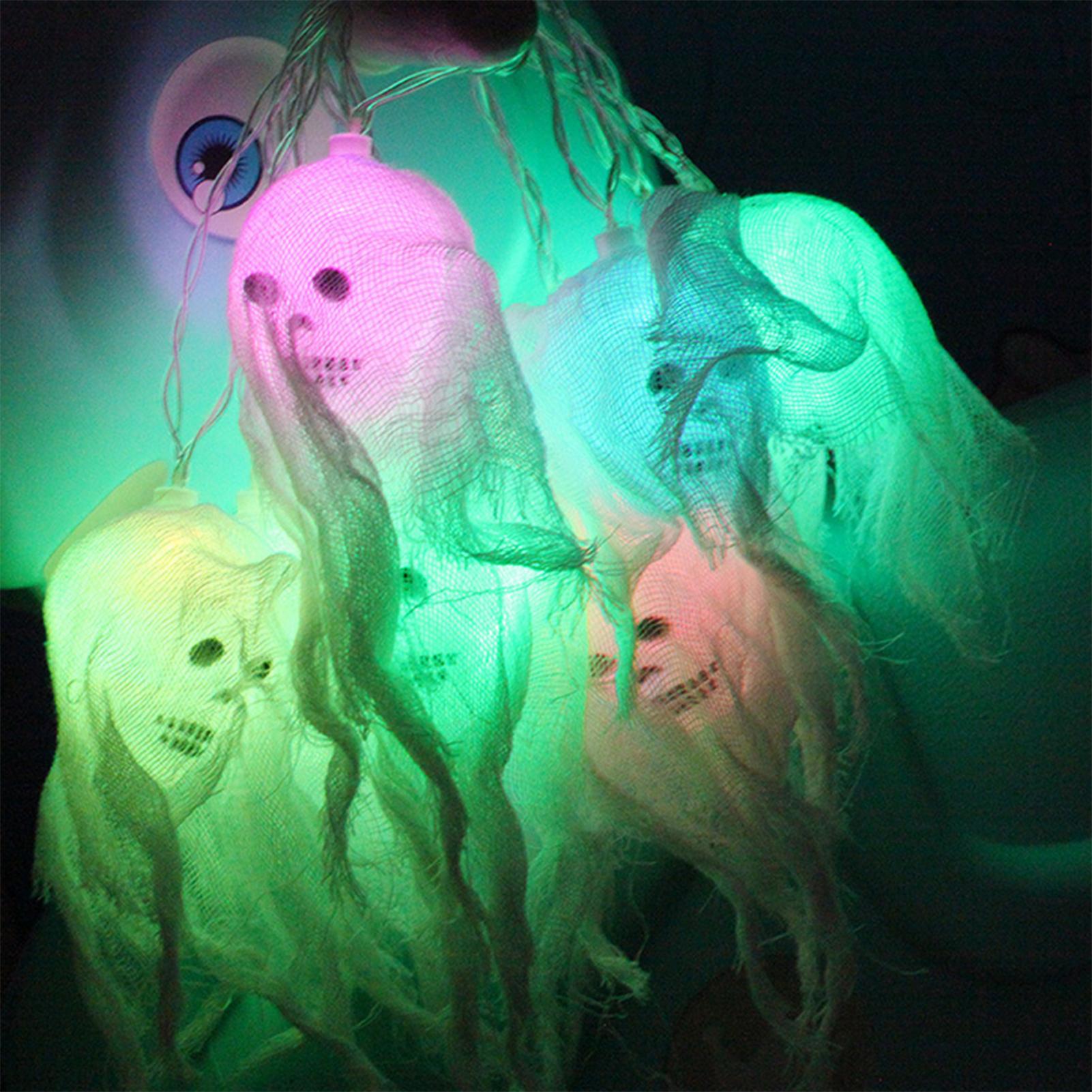 Vật Trang Trí Chùm Đầu Lâu Có Đèn Led Trang Trí Halloween