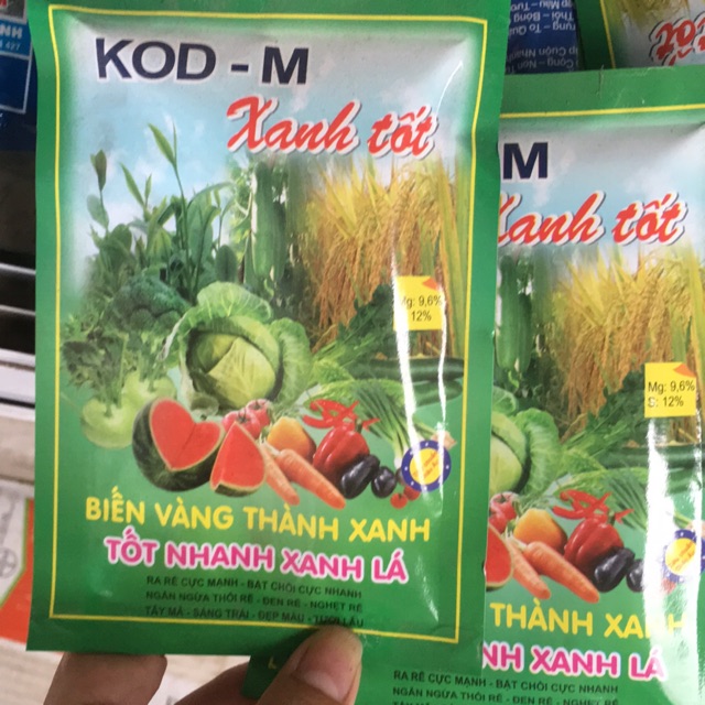 Set 3 gói phân bón lá Xanh Tốt 50gr biến vàng thành xanh