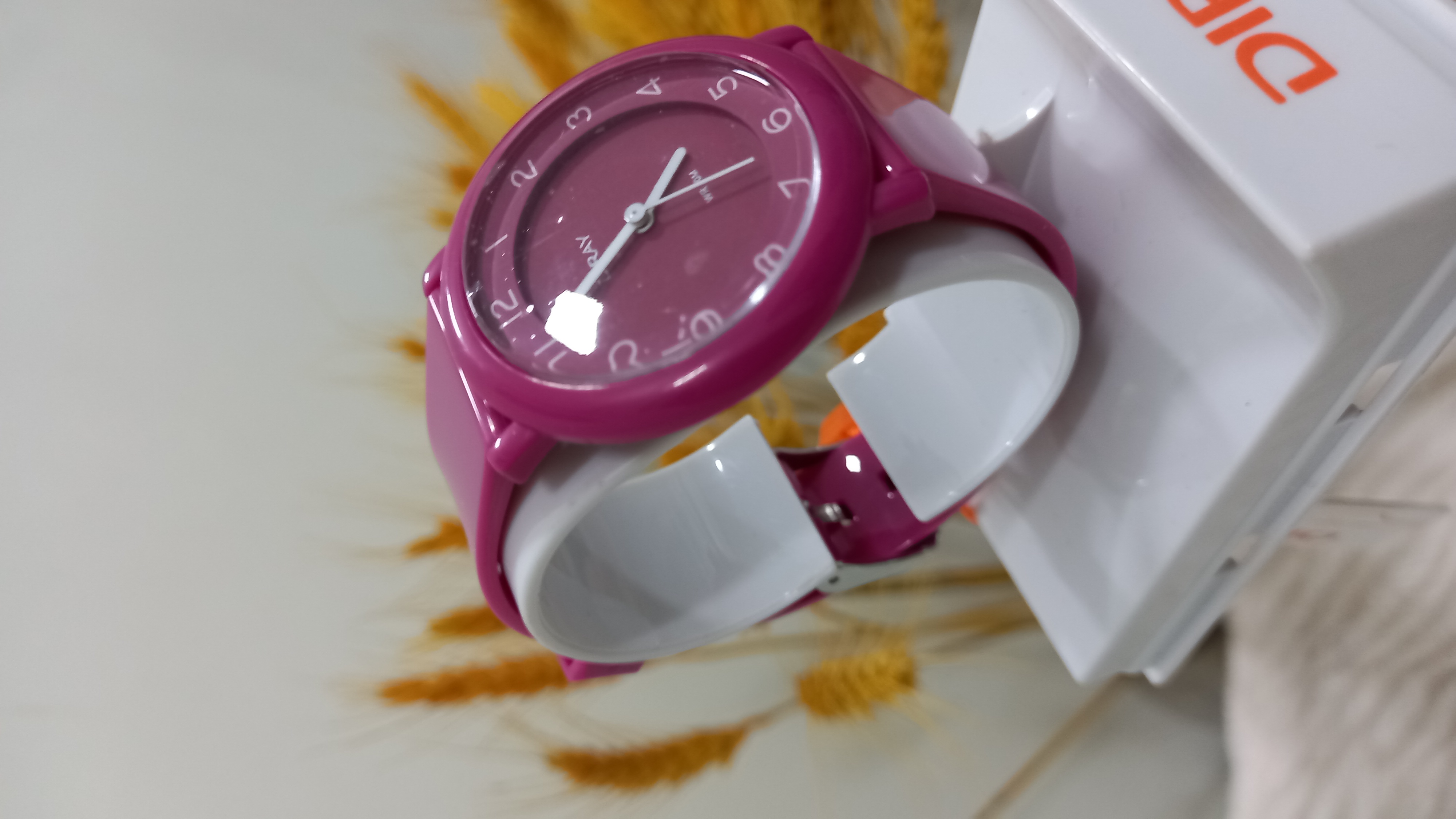 Đồng hồ trẻ em Diray kim hàng chính hãng dây silicon màu hồng sen đậm