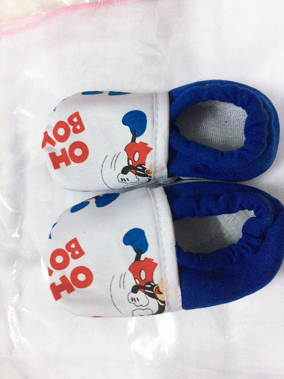 10 đôi giày vải in hình cho bé Bobo