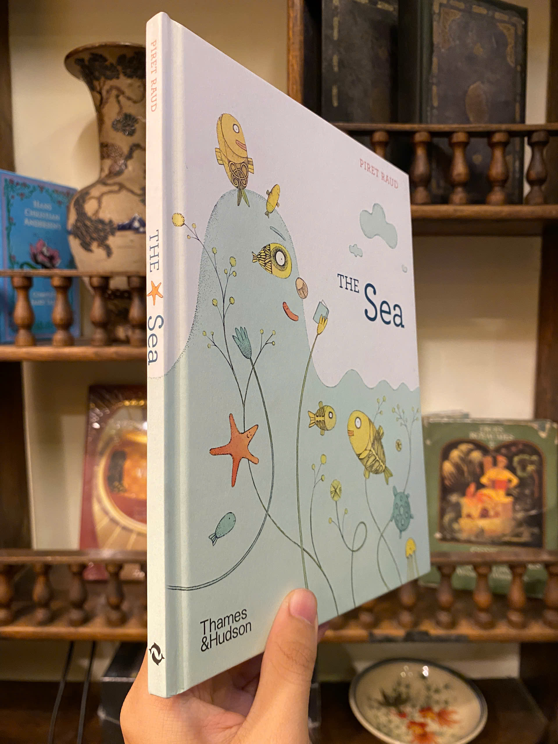 Sách - The Sea by Piret Raud | English Children's Picture Book | Sách ngoại văn - Bìa cứng