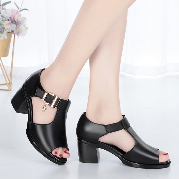 Giày Sandal nữ dáng trẻ trung, quyến rũ  S0115