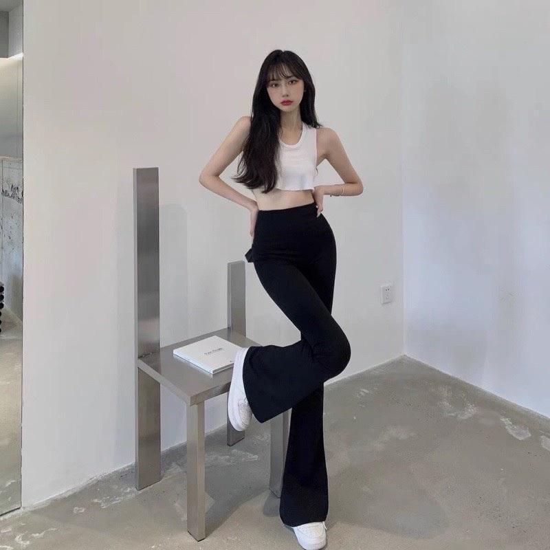 Quần ống loe cạp cao phong cách