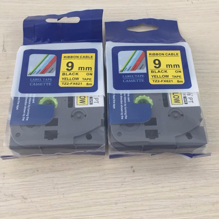 Nhãn TZ2-FX621 siêu dẻo - Chữ đen trên nền vàng 9mm - Hàng nhập khẩu