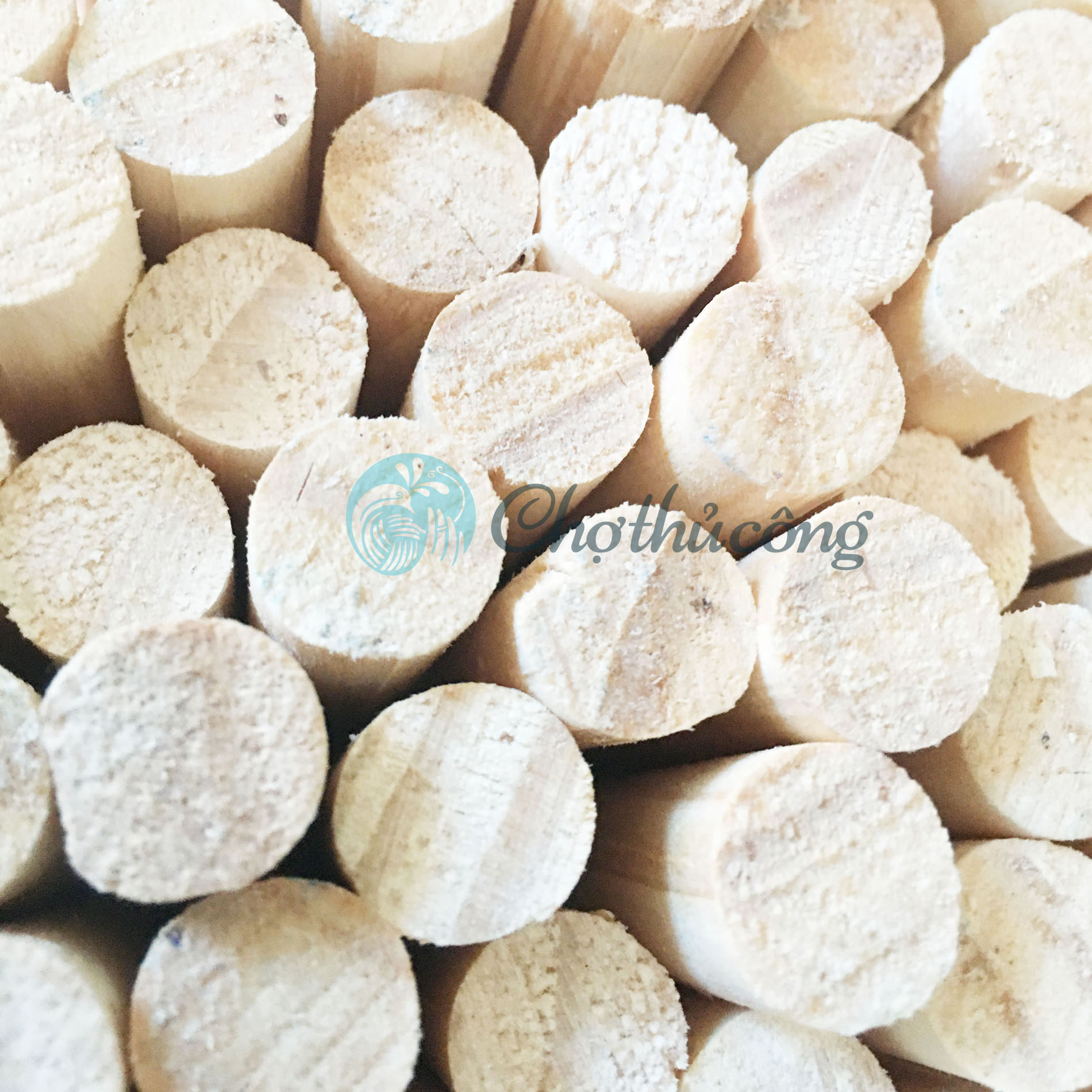 Thanh gỗ thông, thanh gỗ tròn phi 1-3cmx50-60cm, cây gỗ tròn làm phụ kiện macrame decor, cây treo rèm, cây lăn bột hoặc đất sét