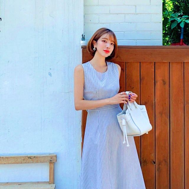 Đầm Suông Dài Xanh Sọc Bo Eo