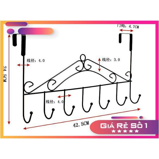Móc treo đồ sau cửa tiện dụng.