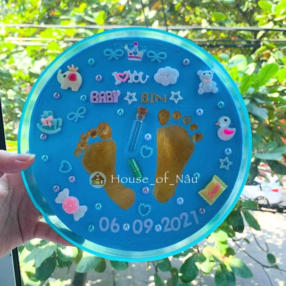 Khung in dấu tay chân kỉ niệm cho bé (tròn) - Tặng kèm chữ tên và ngày sinh