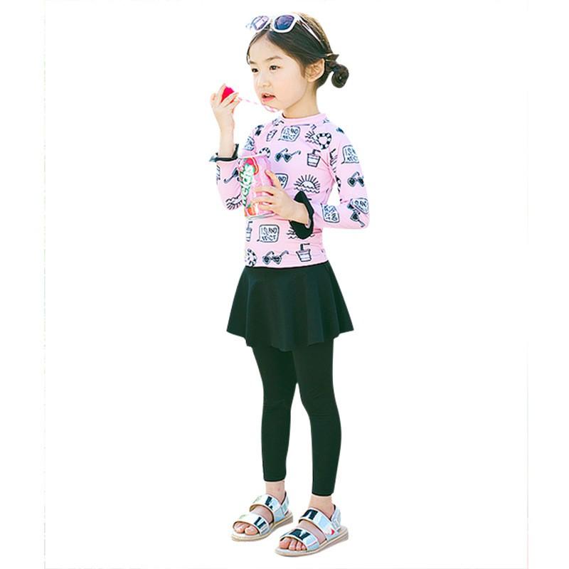 Đồ Bơi Trẻ Em Dạng Váy SPORTY SW8702 Dài Tay Kèm Quần Dài và Chân Váy Đen SPORTY SW8702