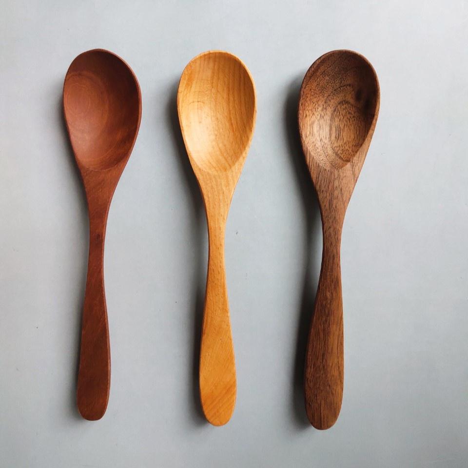 Muỗng Thìa Gỗ Cán Dài, Muỗng Ăn Cơm Cao Cấp, Thìa Muỗng Tự Nhiên 18cm Của Craft Closet