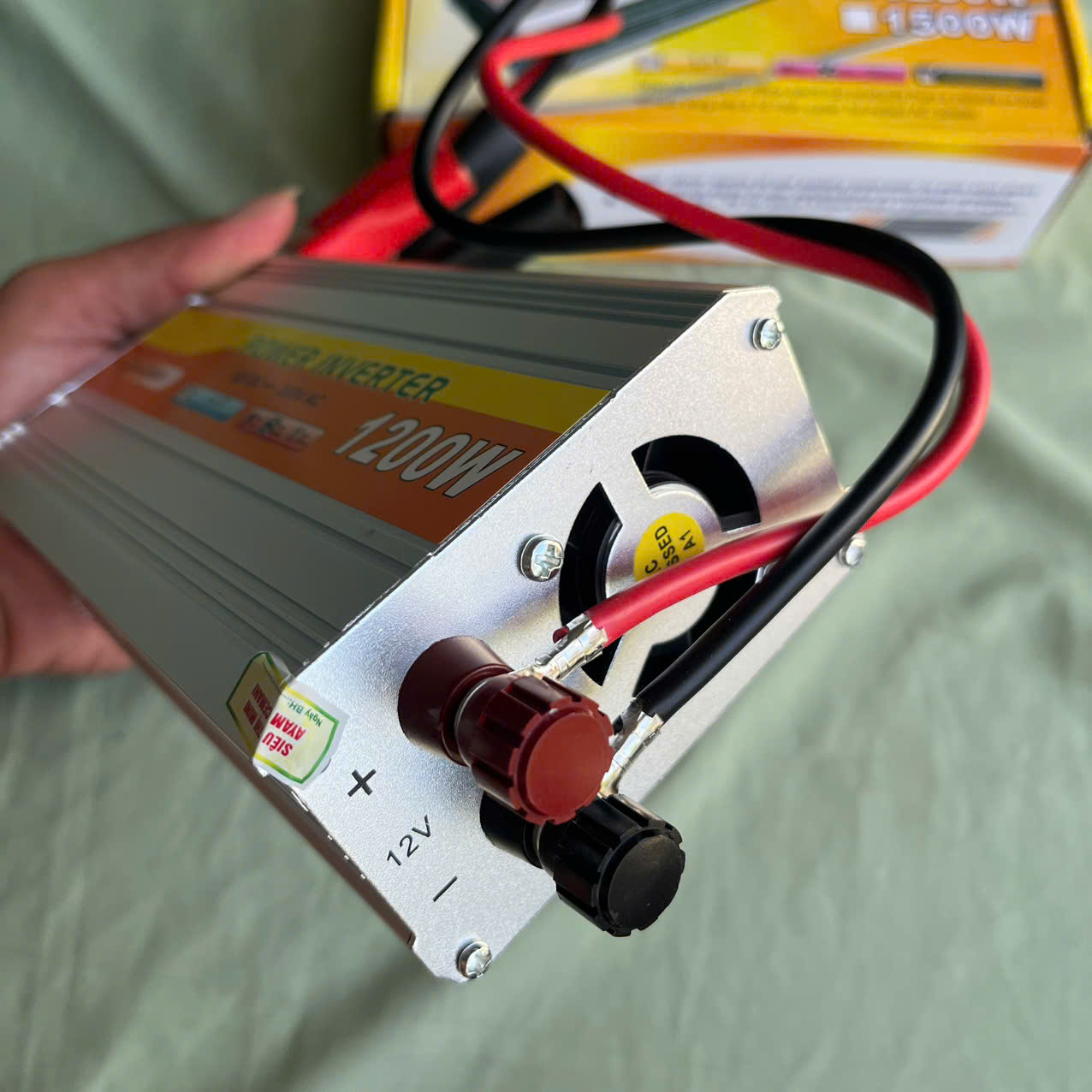 Kích Chuyển Điện 12V Lên 220V 1200W Cao Cấp Phòng Khi Mất Điện – Siêu Bền, Hiệu Quả ĐÈN PHA LED