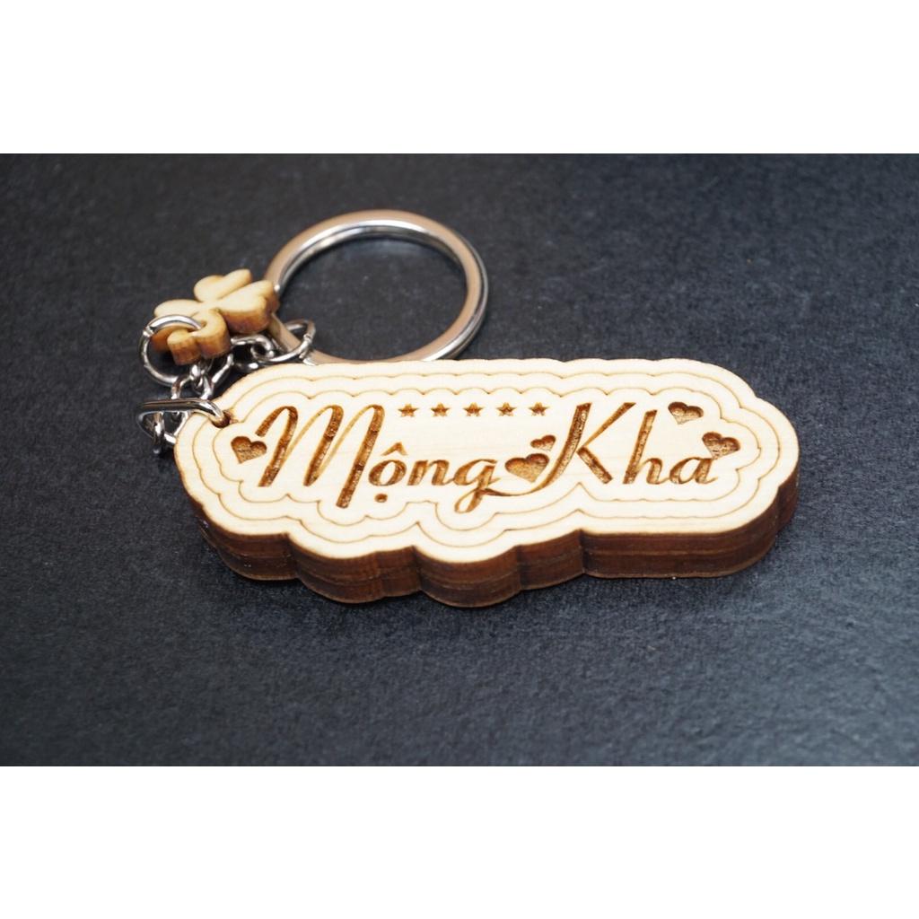 Móc Khóa Gỗ Cắt Tên Theo Yêu Cầu