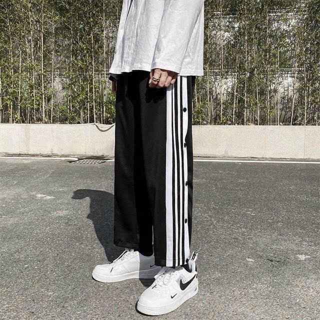Quần Nam Phối Theo Phong Cách Có Cúc Bấm Xẻ Tà Siêu Ngầu Có Kẻ Sọc HTM FASHION