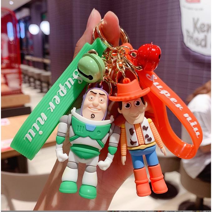 Móc khóa Phim hoạt hình Toy Story có chuông PVC loại tốt