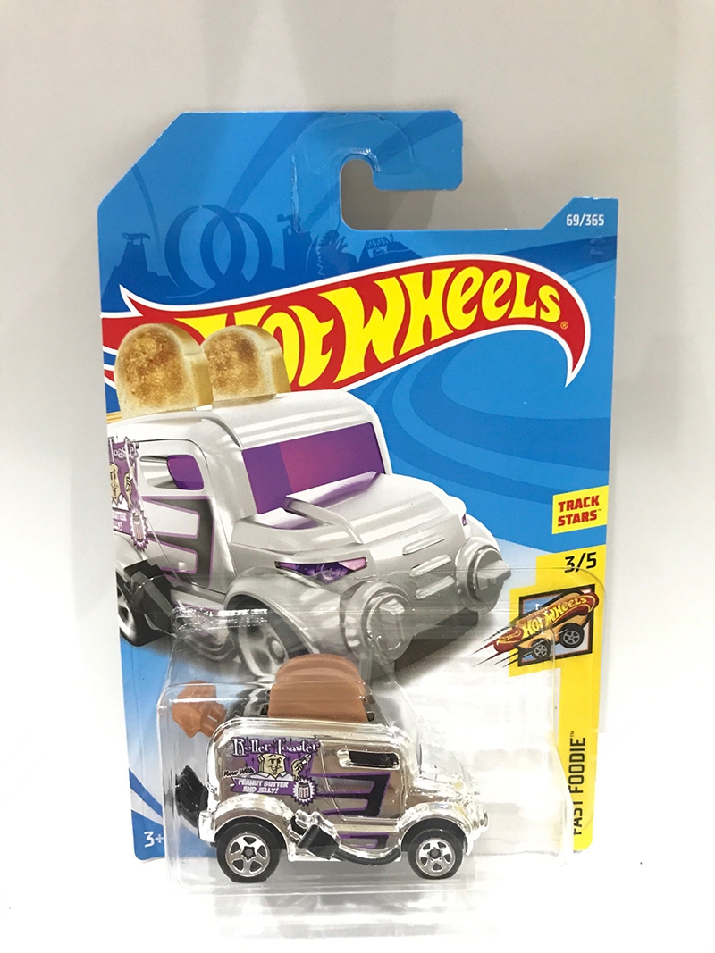 Đồ Chơi Xe HotWheels cơ bản C4982 - Giao hàng ngẫu nhiên