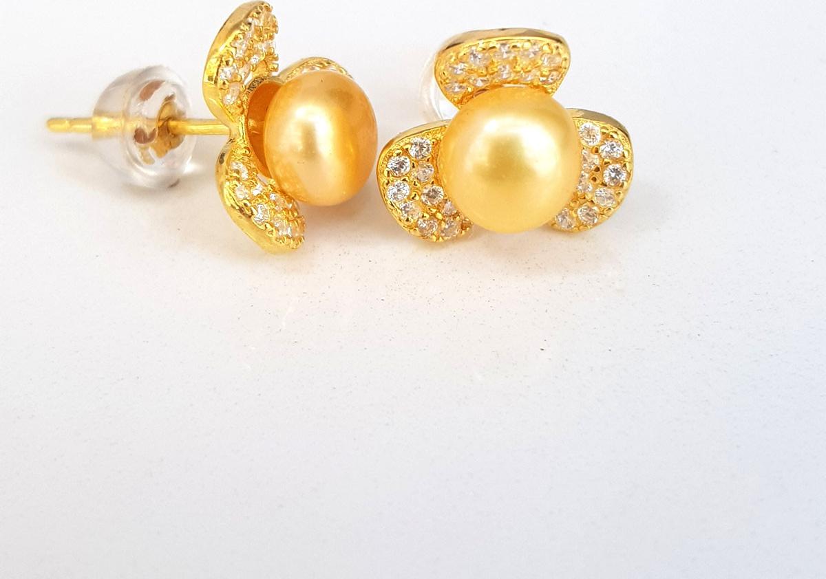 Bông Hoa Khuyên Tai Nữ - Kiểu Nụ - Cỏ Ba Lá Thanh Lịch Sang Trọng - Trang Sức Cô Tấm - TRIFOLIUM PEARL (7ly) - Đế Bạc S925 Silicol Nạm Ziconia