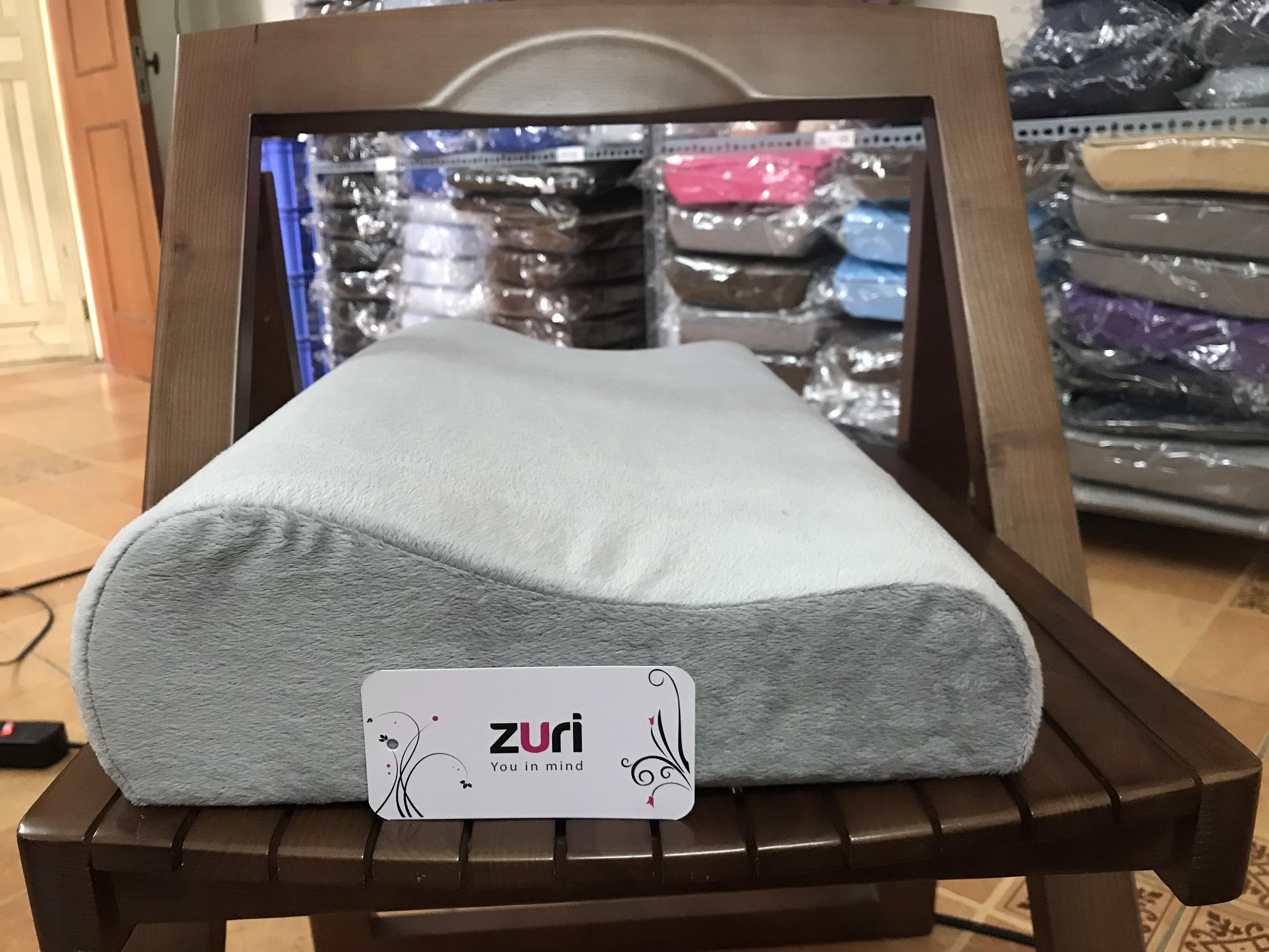 Gối Ngủ Cao Su Non Hình Cong ZURI PILLOW - GDH01 (Có Vỏ Nhung Và Vải), Chống Ngáy Ngủ, Đau Cổ, Đau Vai Gáy