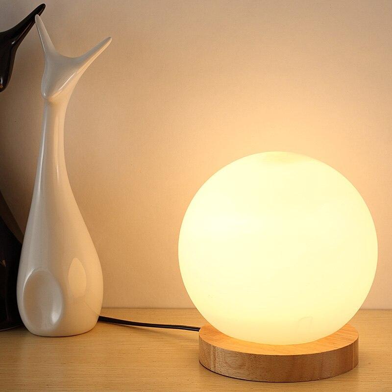 Đèn tròn để bàn bằng kính 18cm thiết kế đơn giản sáng tạo