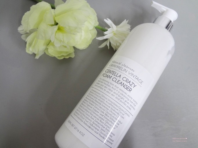 Sửa rửa mặt dịu nhẹ cho da nhạy cảm Graymelin Vintage Centella Crazy Foam Cleanser - 500ml