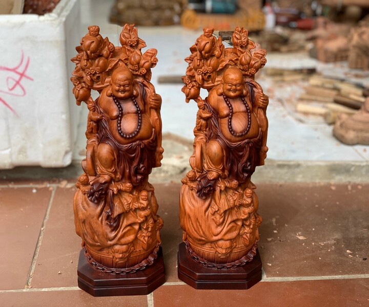Tượng Phật Di Lặc Ngũ Phúc Vác Cành Đào